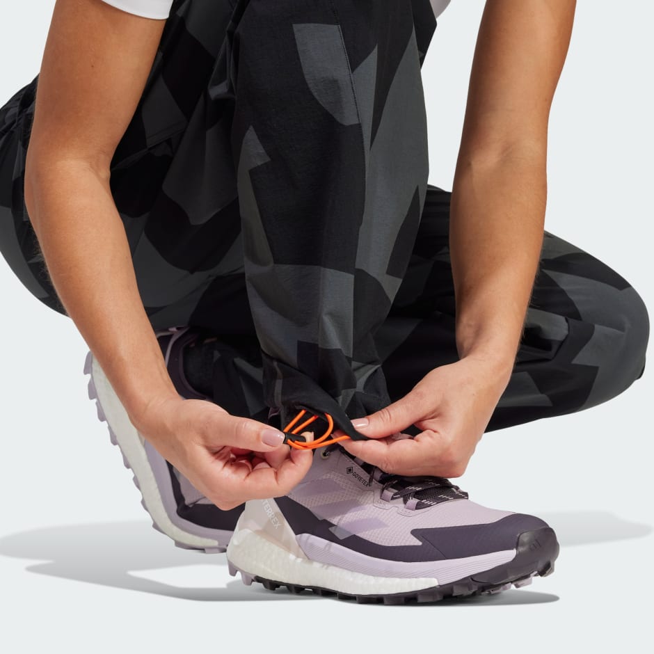 adidas Terrex Xploric Cargo Pants Printed - Image 5